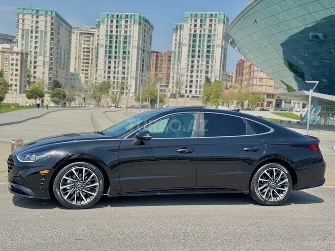 Hyundai Sonata-4