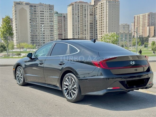 Hyundai Sonata-5