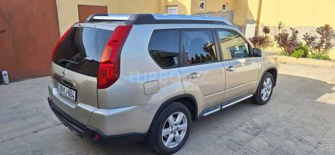 Nissan X-Trail 2010, 204,000 km - 2.5 л - Bakı