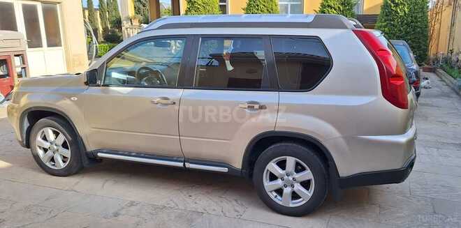 Nissan X-Trail 2010, 204,000 km - 2.5 л - Bakı