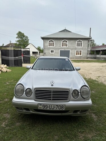 Mercedes E 200 1997, 235,678 km - 2.0 l - Masallı