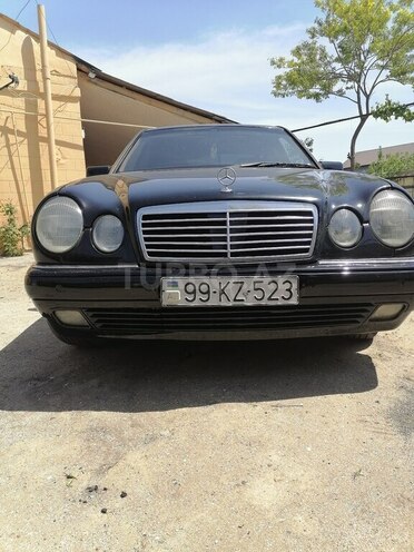 Mercedes E 240 1995, 393,852 km - 2.4 л - Bakı