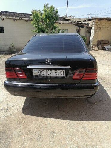 Mercedes E 240 1995, 393,852 km - 2.4 л - Bakı