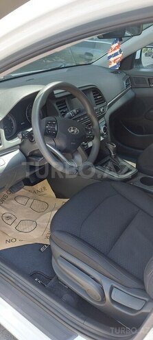 Hyundai Elantra 2019, 88,000 km - 2.0 l - Bakı