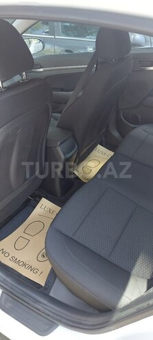 Hyundai Elantra 2019, 88,000 km - 2.0 l - Bakı