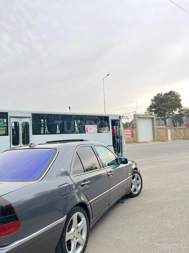 Mercedes C 220 1995, 350,000 km - 2.2 l - Sumqayıt