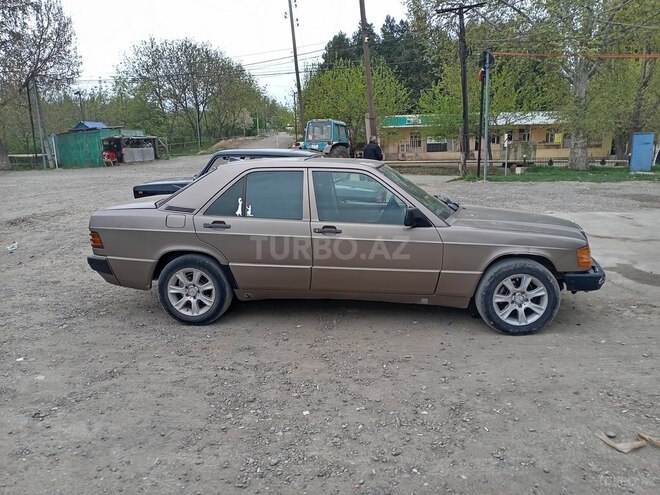 Mercedes 190 1989, 33,333 km - 2.0 l - Ağstafa