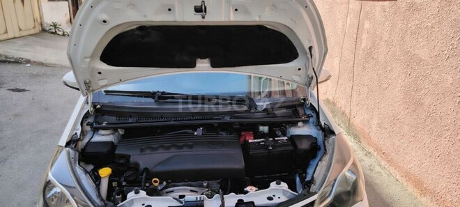 Toyota Yaris 2017, 113,000 km - 1.3 л - Bakı