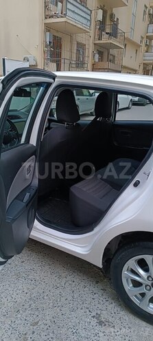 Toyota Yaris 2017, 113,000 km - 1.3 л - Bakı