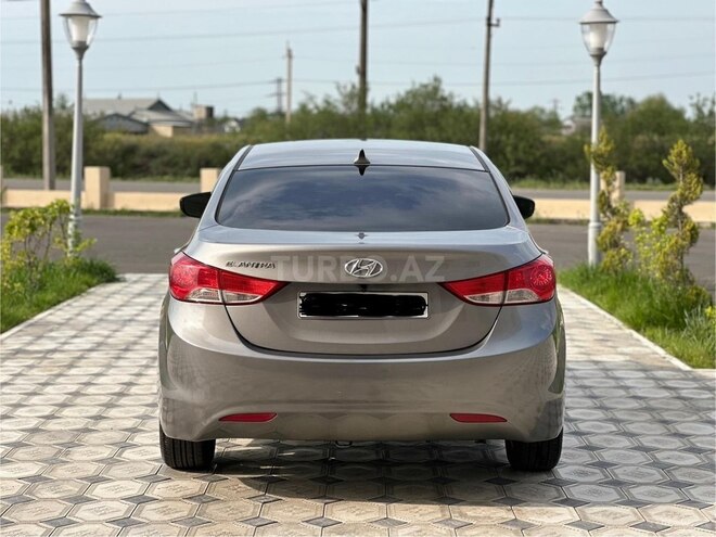 Hyundai Elantra 2011, 194,000 km - 1.8 л - Bakı