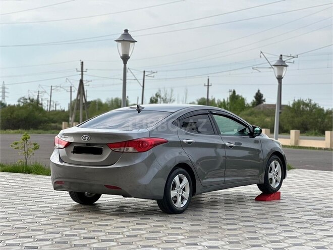 Hyundai Elantra 2011, 194,000 km - 1.8 л - Bakı