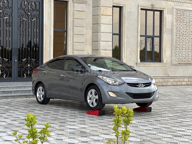 Hyundai Elantra 2011, 194,000 km - 1.8 л - Bakı