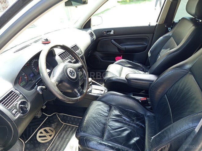 Volkswagen Golf 2002, 182,000 km - 2.0 l - Yevlax