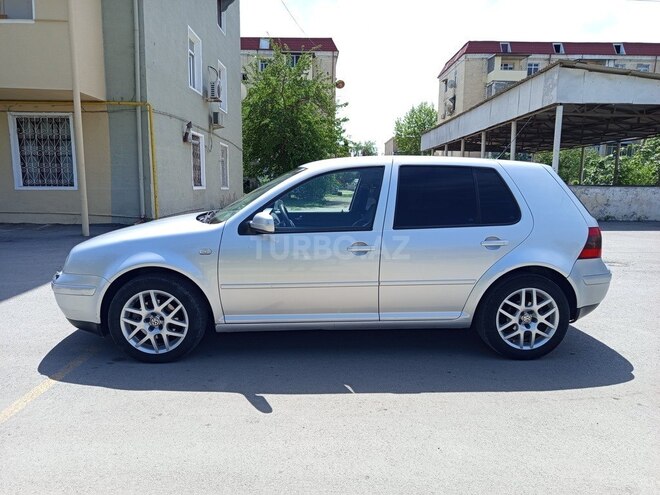 Volkswagen Golf 2002, 182,000 km - 2.0 l - Yevlax