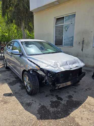 Hyundai Elantra 2016, 167,855 km - 2.0 l - Bakı