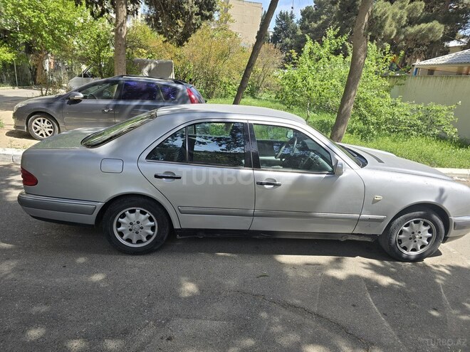 Mercedes E 230 1996, 480,000 km - 2.3 l - Bakı