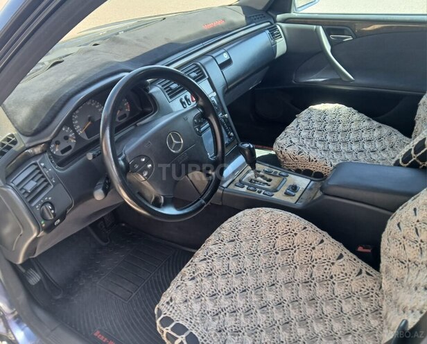 Mercedes E 240 2000, 570,123 km - 2.4 l - Tovuz