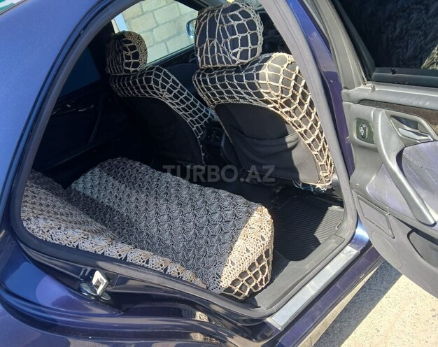 Mercedes E 240 2000, 570,123 km - 2.4 l - Tovuz