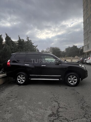 Toyota Land Cruiser Prado 2011, 130,000 km - 2.7 l - Bakı