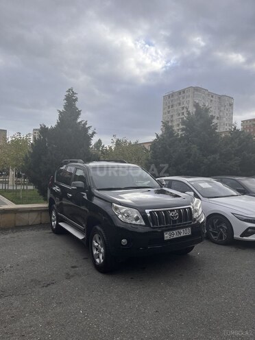 Toyota Land Cruiser Prado 2011, 130,000 km - 2.7 l - Bakı