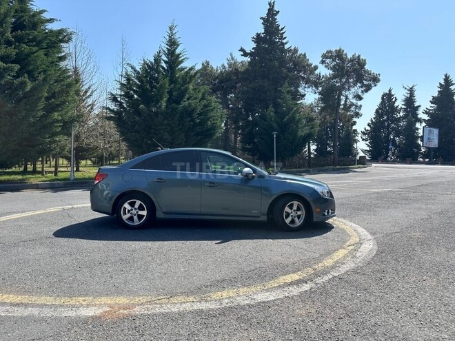 Chevrolet Cruze 2012, 196,000 km - 1.4 l - Qax
