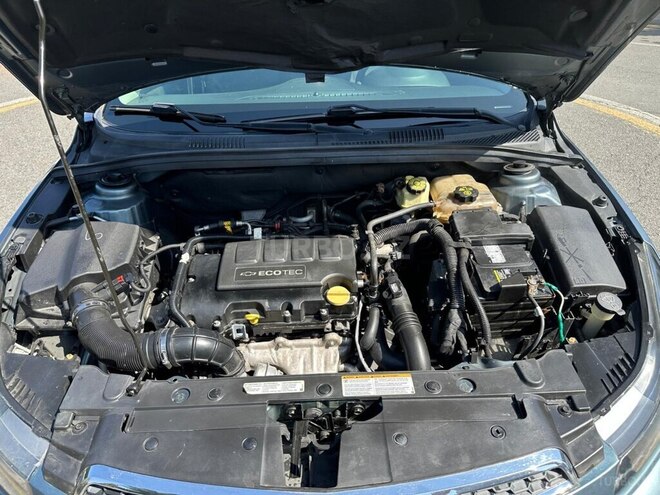 Chevrolet Cruze 2012, 196,000 km - 1.4 l - Qax