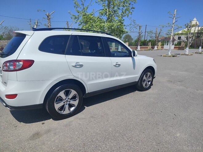 Hyundai Santa Fe 2011, 126,800 km - 2.0 л - Quba