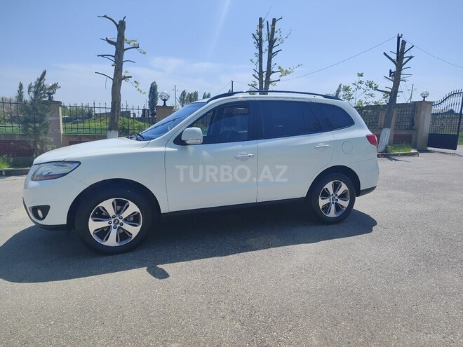 Hyundai Santa Fe 2011, 126,800 km - 2.0 л - Quba