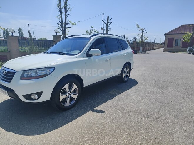 Hyundai Santa Fe 2011, 126,800 km - 2.0 л - Quba