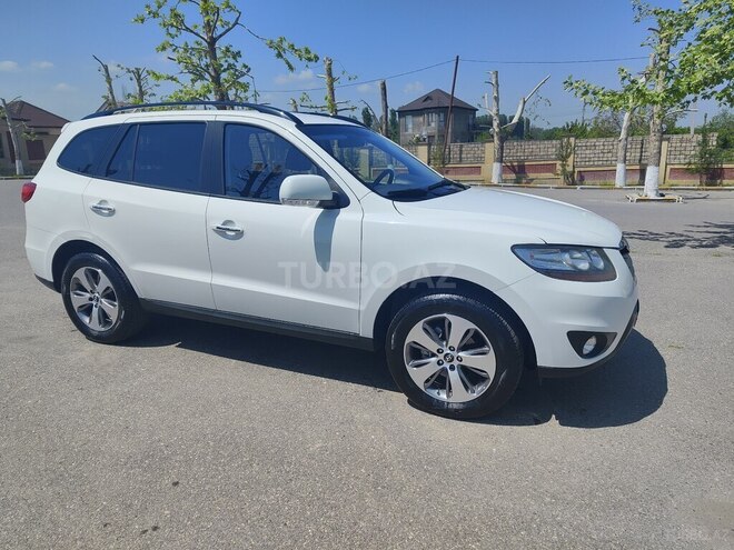 Hyundai Santa Fe 2011, 126,800 km - 2.0 л - Quba
