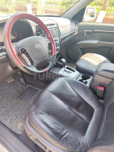 Hyundai Santa Fe 2011, 126,800 km - 2.0 л - Quba