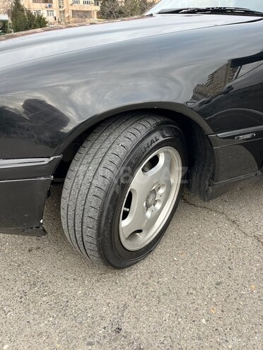 Mercedes C 180 1996, 235,000 km - 1.8 l - Sumqayıt