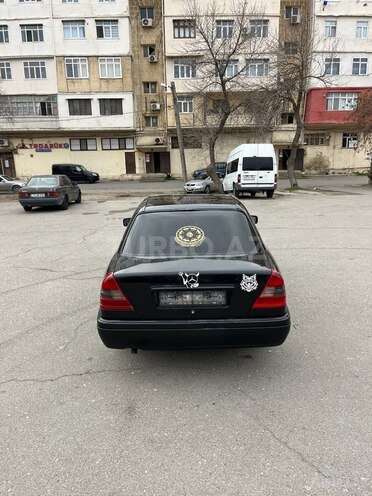 Mercedes C 180 1996, 235,000 km - 1.8 l - Sumqayıt