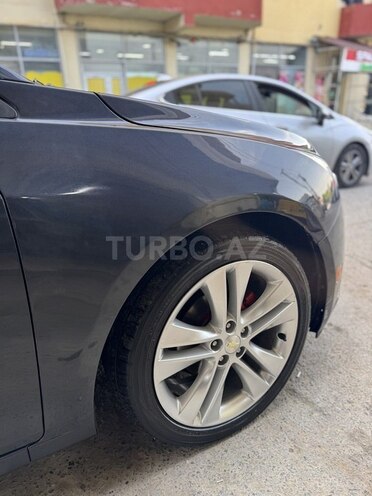 Chevrolet Cruze-5