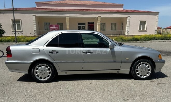 Mercedes C 200 1997, 305,000 km - 2.0 l - Bakı