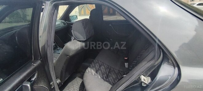 Mercedes C 220 d 2000, 255,000 km - 2.2 l - Bakı
