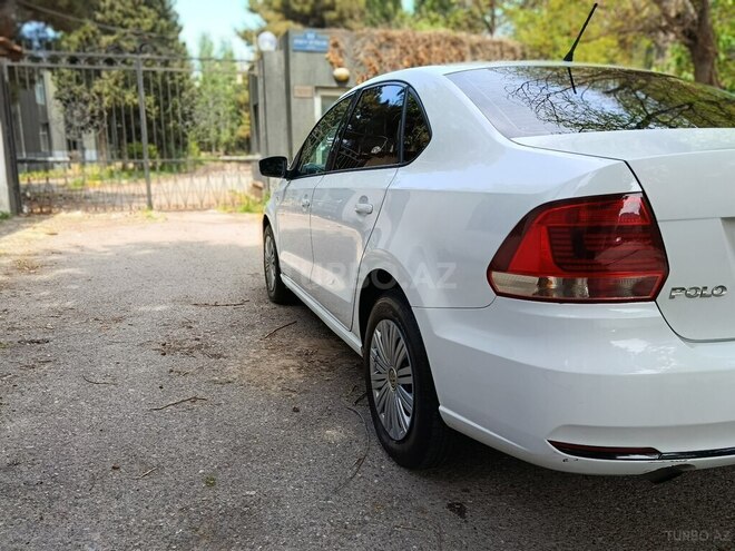Volkswagen Polo 2018, 218,000 km - 1.6 л - Bakı