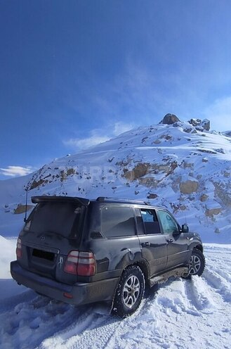 Toyota Land Cruiser 2001, 670,000 km - 4.2 l - Bakı