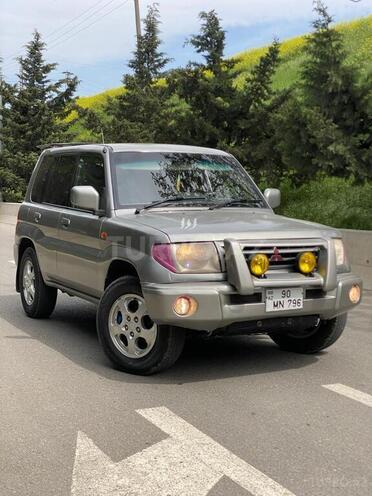 Mitsubishi Pajero io 2000, 120,888 km - 2.0 л - Bakı
