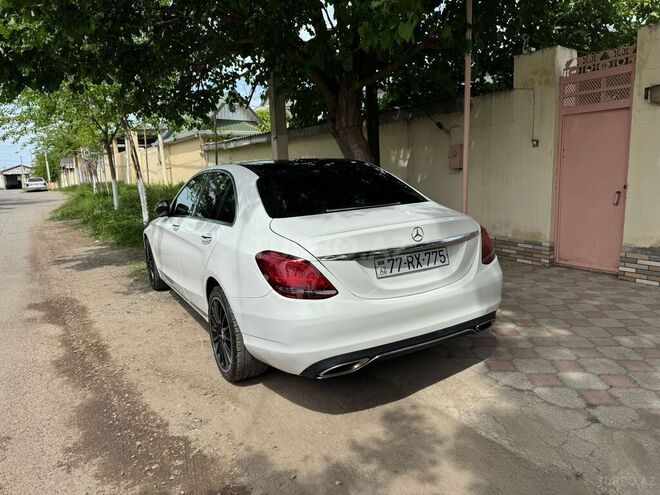 Mercedes C 300 2016, 180,000 km - 2.0 л - Bakı
