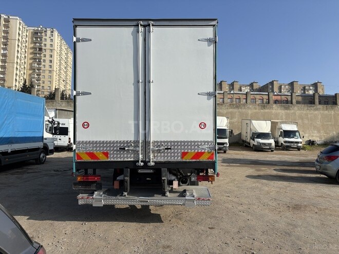 Mercedes Axor 1833 2013, 435,360 km - 7.0 l - Bakı
