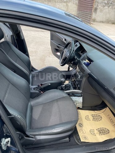 Opel Astra 2005, 250,000 km - 1.3 л - Bakı