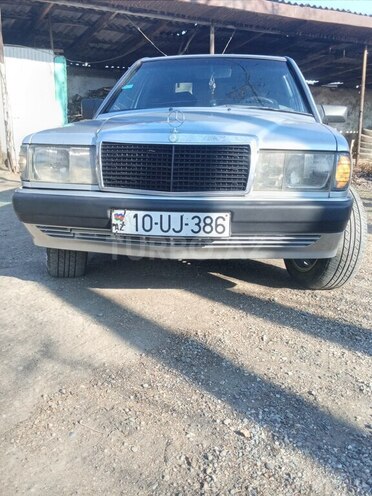 Mercedes 190 1990, 200,000 km - 1.8 л - Goranboy