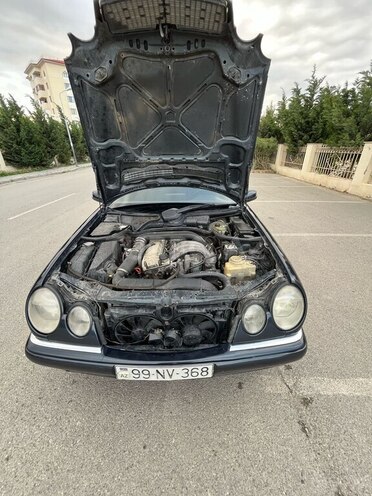 Mercedes E 240 1997, 150,000 km - 2.4 l - Sumqayıt