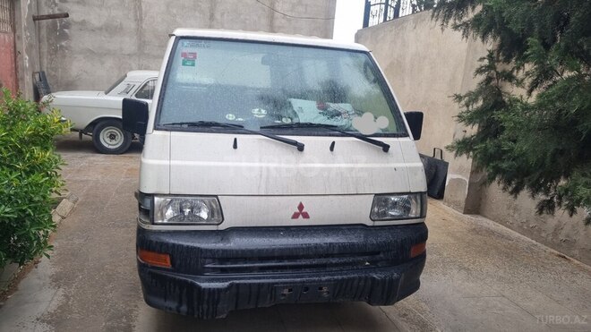 Mitsubishi L300 2002, 252,000 km - 2.0 l - Bakı