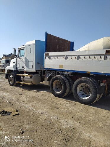 Mack Mack Anthem 2001, 450,000 km - 11.0 l - Bakı