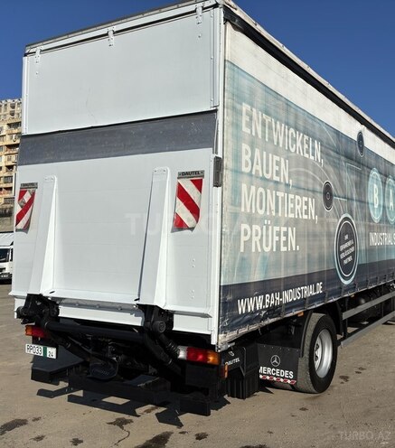 Mercedes Axor 1829 2009, 444,567 km - 6.4 l - Bakı