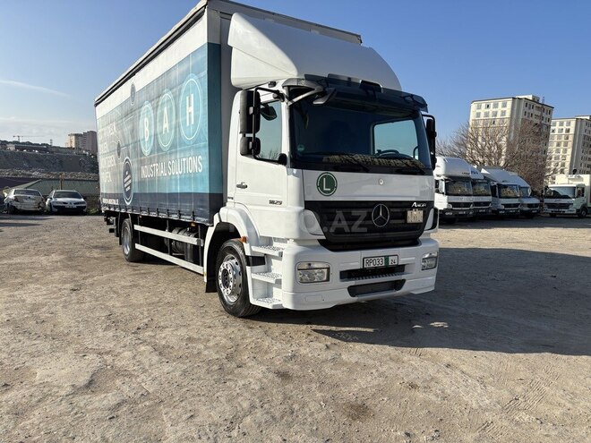 Mercedes Axor 1829 2009, 444,567 km - 6.4 l - Bakı