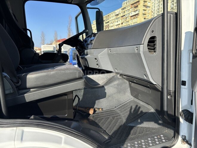 Mercedes Axor 1829 2009, 444,567 km - 6.4 l - Bakı