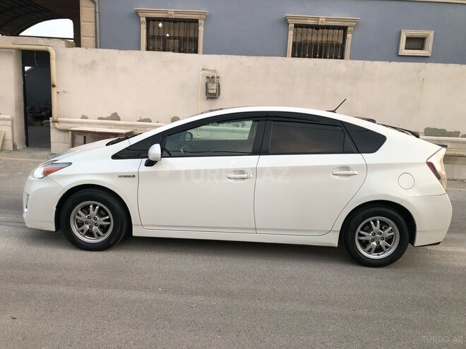 Toyota Prius 2010, 350,000 km - 1.8 l - Bakı